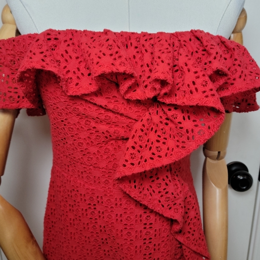 Bardot Red Eyelet Cotton Dress Off Shoulder Size 6/S - Picture 4 of 13